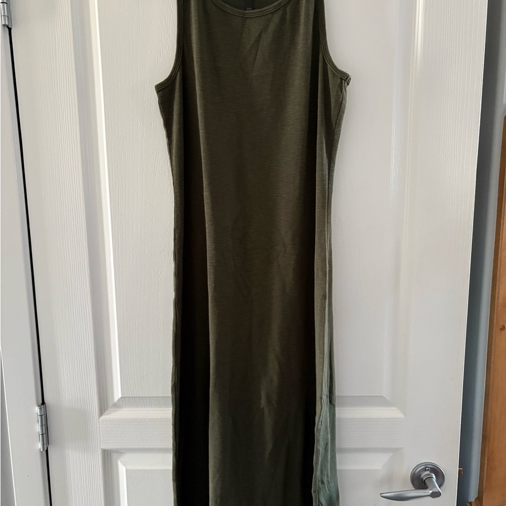 Simple Dark Green Sleeveless Maxi Dress